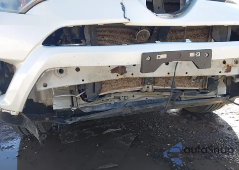 2017 Toyota Rav4 Limited z USA, uszkodzony, nr VIN 2T3DFREV4HW689041